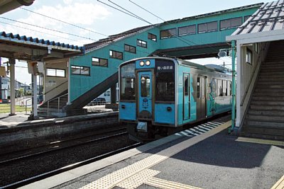 青い森701系電車