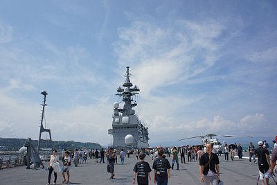 「いせ」の上甲板