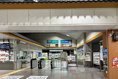 改札口