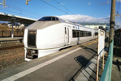 651系