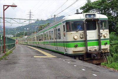 115系電車が到着しました