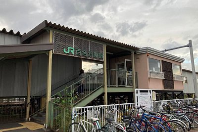 百合が原駅東口