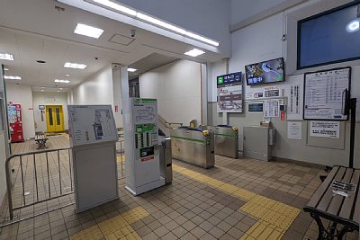 改札口