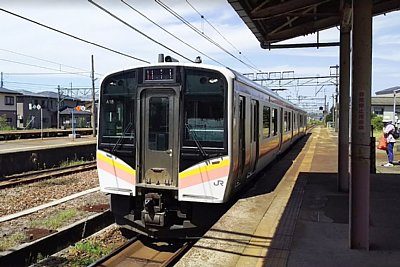 普通列車が到着しました